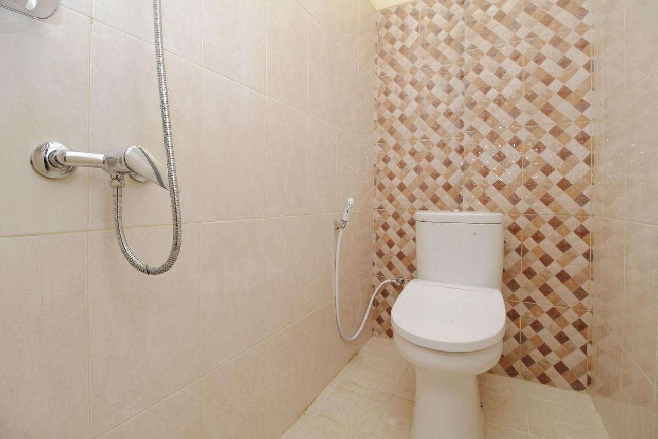 Sky Inn Glodok 1 Джакарта Экстерьер фото